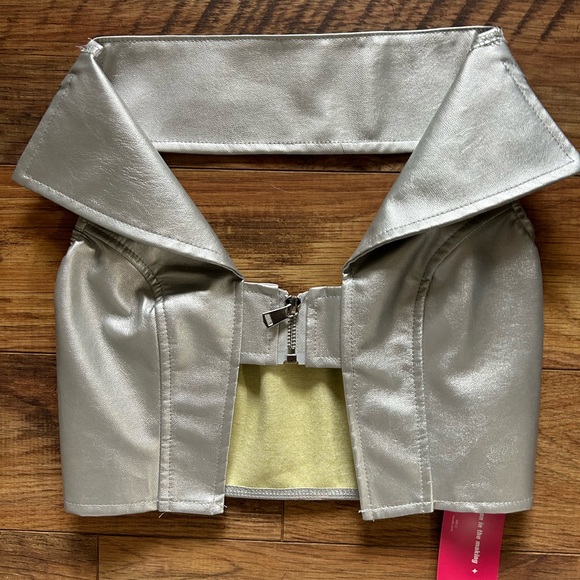 BRAND NEW - Shein metallic vest - Picture 2 of 3